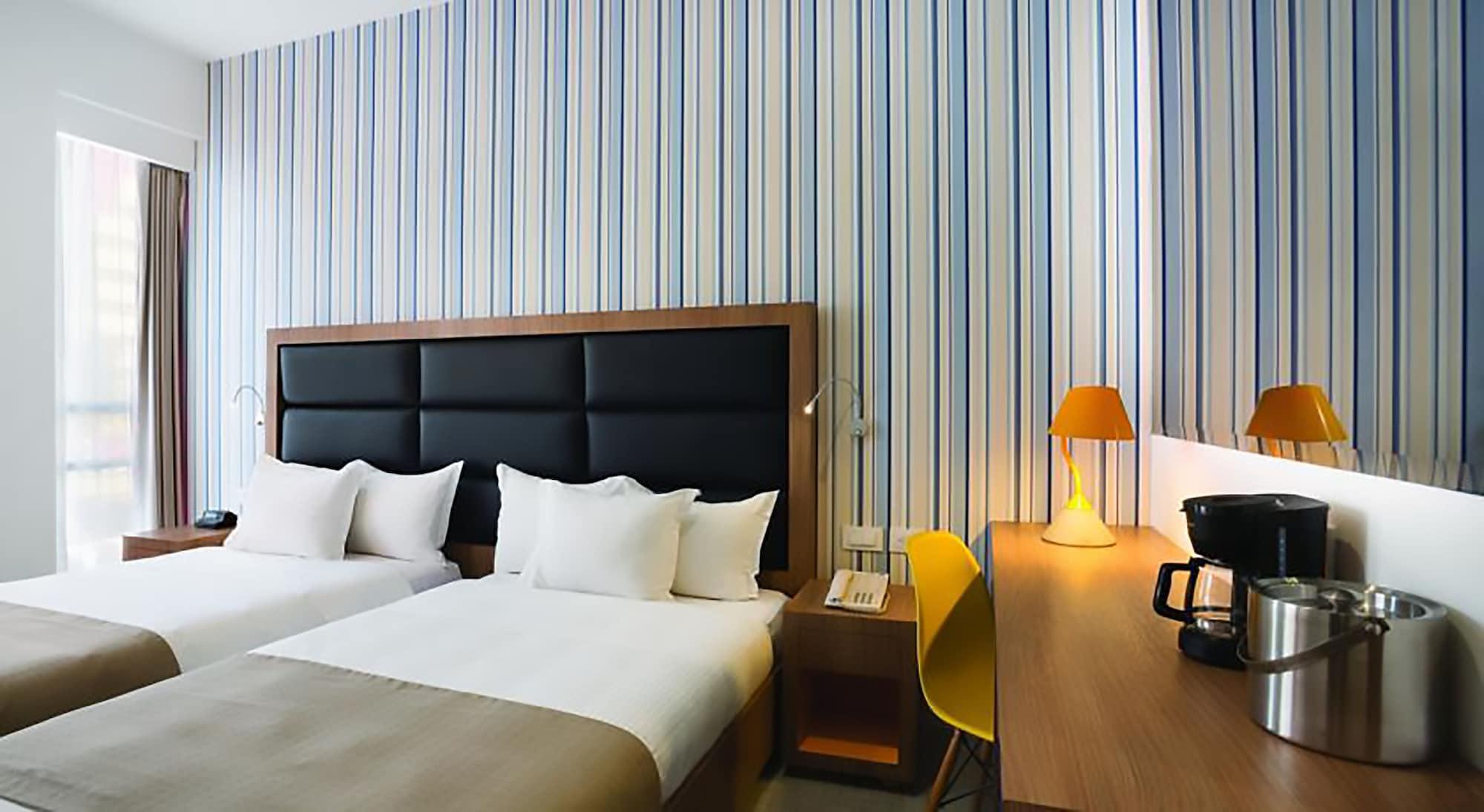 Tryp By Wyndham World Trade Center Area 4*