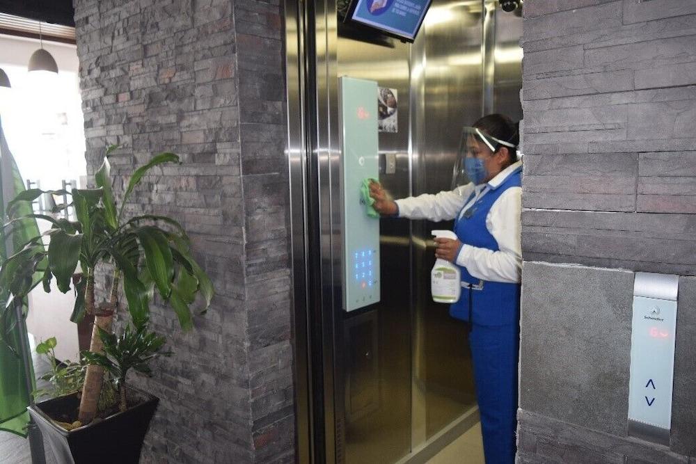 Tryp By Wyndham World Trade Center Area