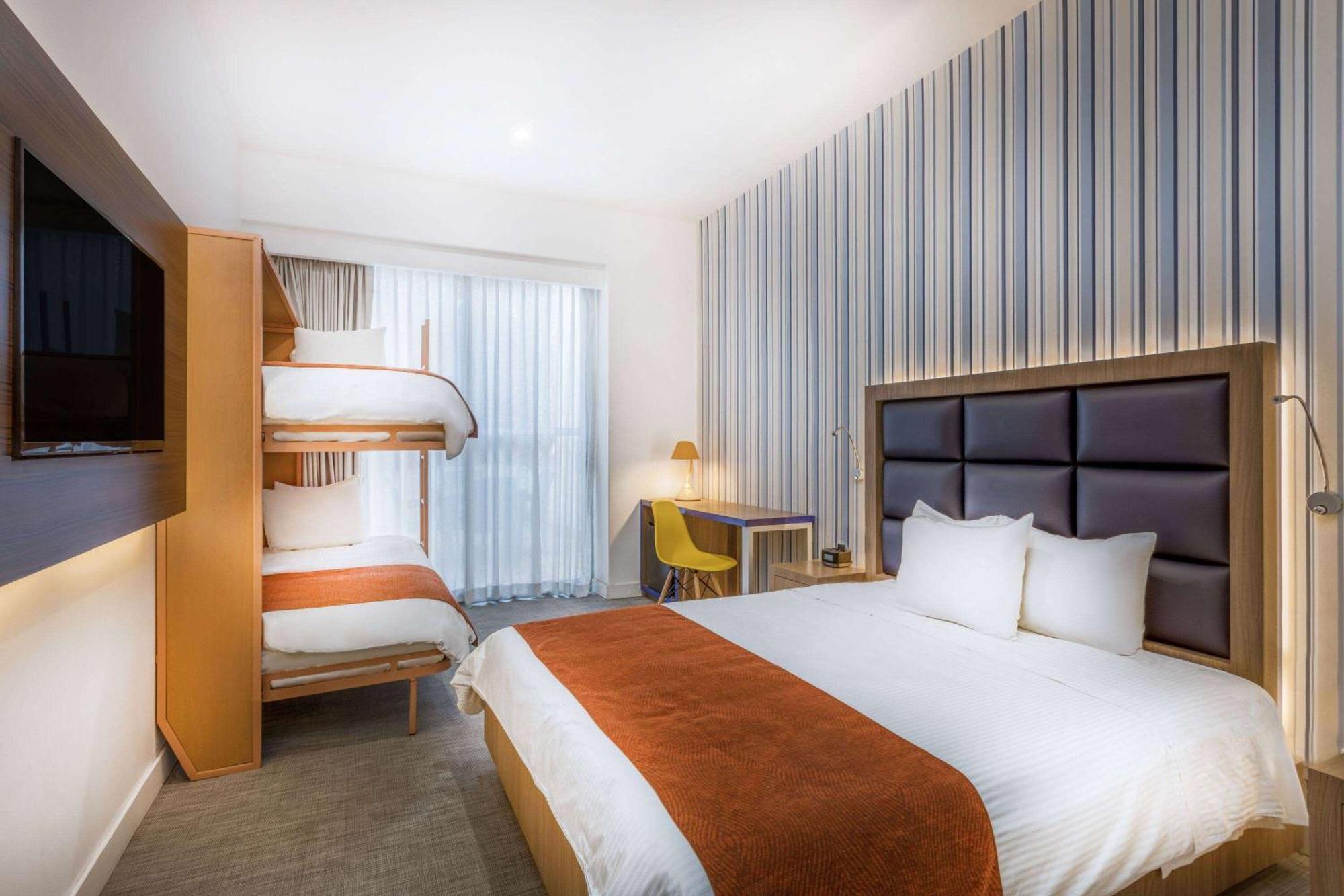 Tryp By Wyndham World Trade Center Area Hotel