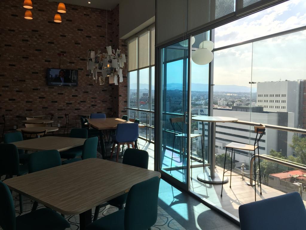 Tryp By Wyndham World Trade Center Area